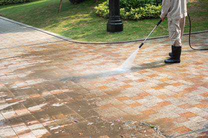 DRIVEWAY PRESSURE WASHING